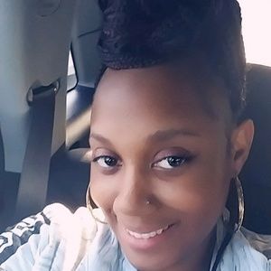 Meet your Posher, Candice